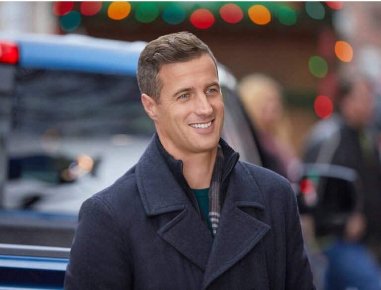 Hallmark's Roster Of Christmas Movie Leading Men Wothappen