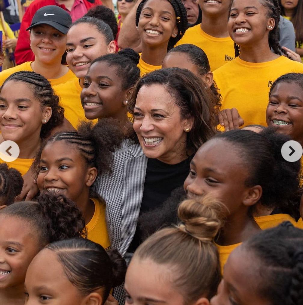 Kamala Harris Is Being Sworn in With Two Bibles for This Sentimental Reason 