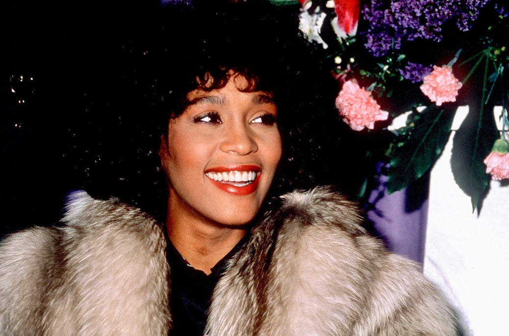 Whitney Houston bio; net worth, death, children, daughters, songs, movies