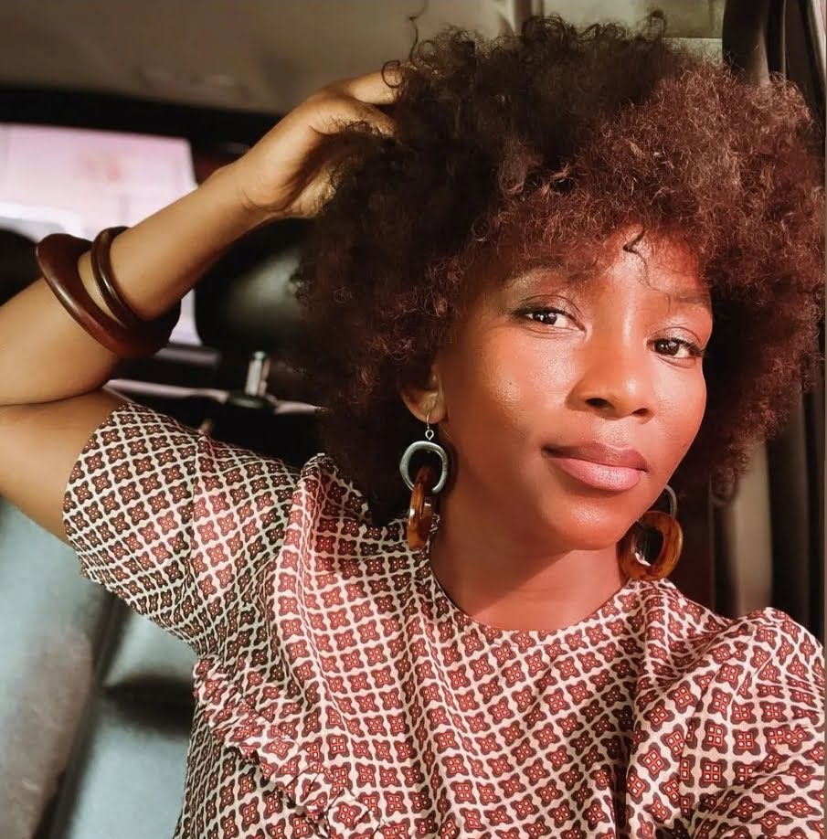 Actress, Genevieve Nnaji embraces her grey hair in new photo.