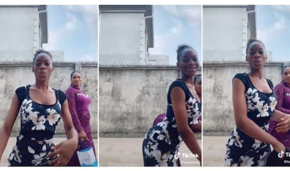 Pretty Nigerian Mum & Daughter Challenge Kelly as They Dance with Their Waists, Cute Video Goes Viral Online