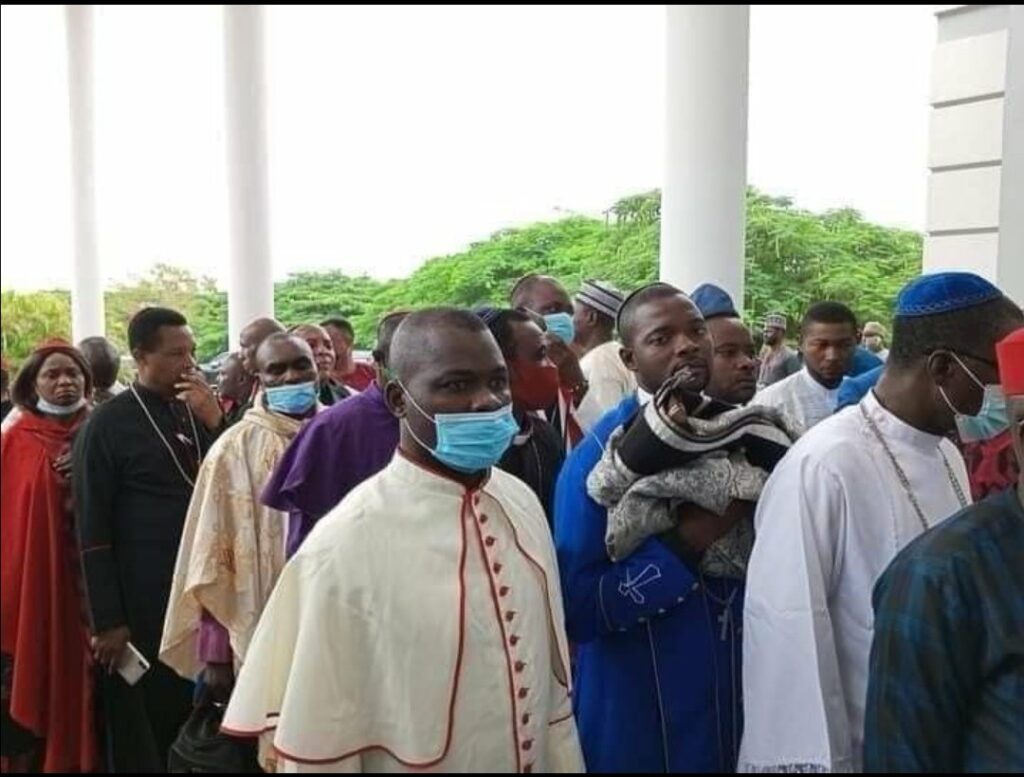 PHOTOS: ‘Bishops’ Who Attended Shettima’s Unveiling