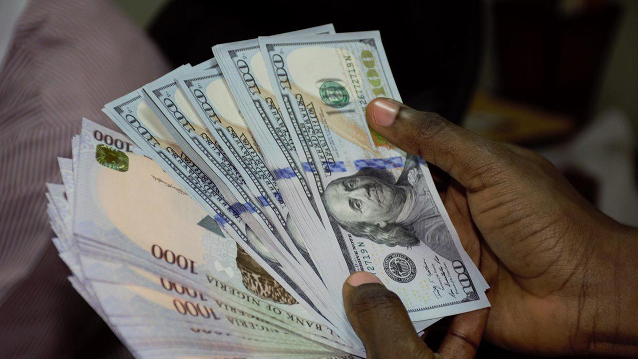Banks Dollar to Naira Exchange Rate Today, August 28, 2022 (Official Rate)