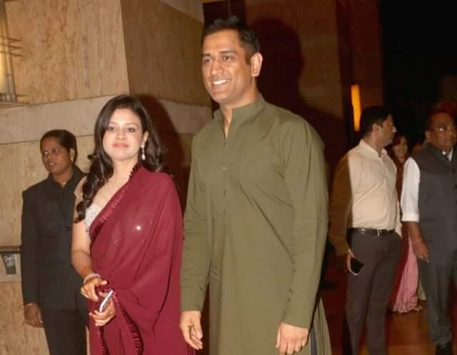 MS Dhoni's wife Sakshi Dhoni Biography: Age, Daughter, Wiki, Height, Net Worth, Husband, Instagram, Birthday, Twitter