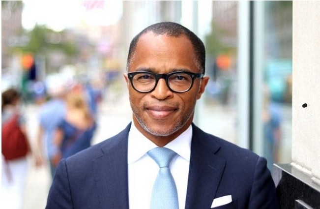 Who is Jonathan Capehart (American journalist)? Biography, age, net worth, height.